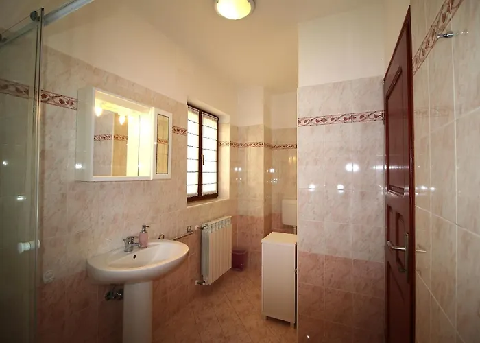 With Parking Space Rabac, Labin - 7429 拉巴克